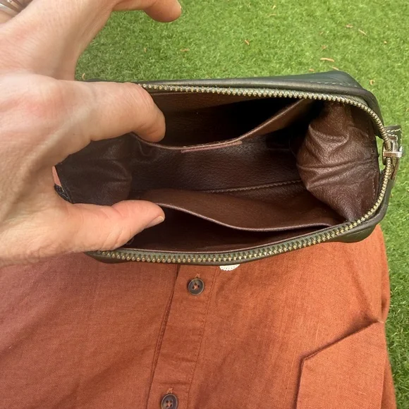 CELINE. Cosmetic pouch - Picture 7 of 16